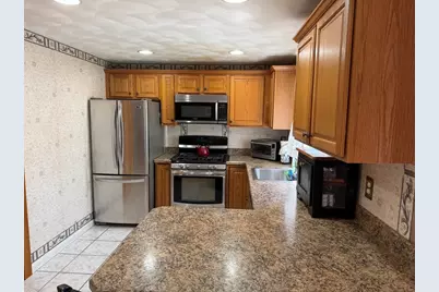 22 Groveland Commons Way #22, Groveland, MA 01834 - Photo 6