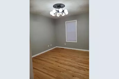 31 Esther St, Worcester, MA 01604 - Photo 8