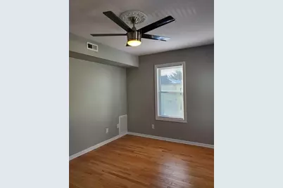 31 Esther St, Worcester, MA 01604 - Photo 12