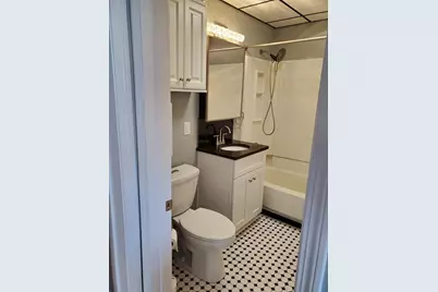 31 Esther St, Worcester, MA 01604 - Photo 16