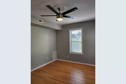 31 Esther St, Worcester, MA 01604 - Photo 12