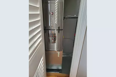 31 Esther St, Worcester, MA 01604 - Photo 18
