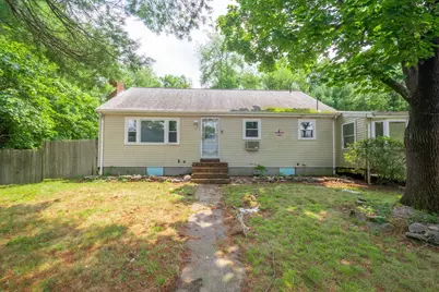 81 Border Rd, Holbrook, MA 02343 - Photo 2