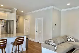 25 Faxon St, Newton, MA 02458 - Photo 2