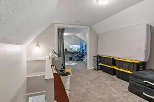 85 Montrose St, Springfield, MA 01109 - Photo 26