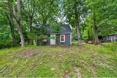 52 S Main St, Berkley, MA 02779 - Photo 10