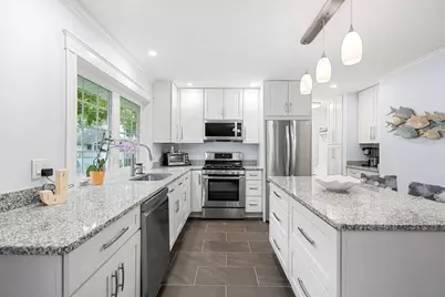 3-3A Warren Ave #2, Milton, MA 02186 - Photo 10
