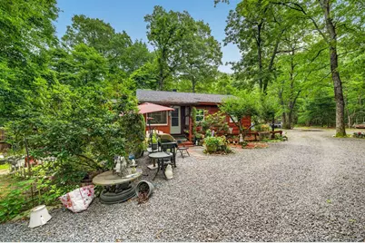74 S Main St, Berkley, MA 02779 - Photo 4