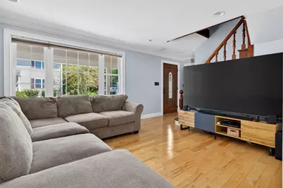 29 Bowman St, Malden, MA 02148 - Photo 6