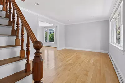 29 Bowman St, Malden, MA 02148 - Photo 10