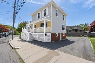 29 Bowman St, Malden, MA 02148 - Photo 2