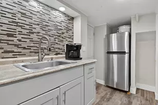 29 Bowman St, Malden, MA 02148 - Photo 22