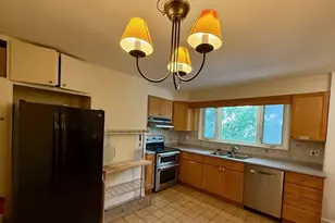 1560 Cambridge St, Cambridge, MA 02139 - Photo 6