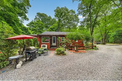 78 S Main St, Berkley, MA 02779 - Photo 12