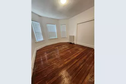 398-400 Spring St #1, Brockton, MA 02301 - Photo 4