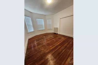 398-400 Spring St #1, Brockton, MA 02301 - Photo 4
