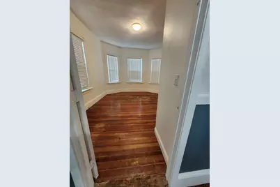 398-400 Spring St #1, Brockton, MA 02301 - Photo 6