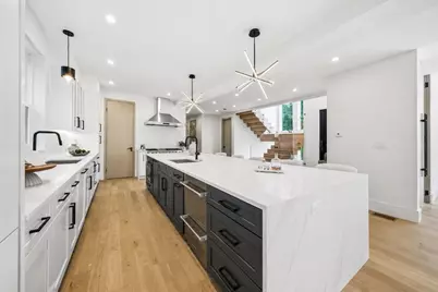 43 Pleasant St, Nahant, MA 01908 - Photo 10