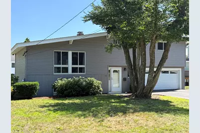 11 Debra Ln, Framingham, MA 01701 - Photo 2
