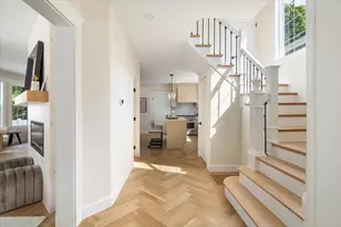 8 Hollis St, Newton, MA 02458 - Photo 2