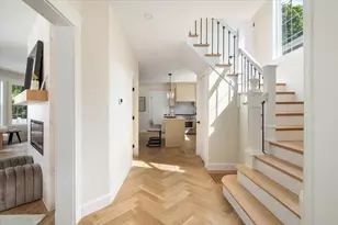 8 Hollis St, Newton, MA 02458 - Photo 2