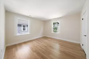 8 Hollis St, Newton, MA 02458 - Photo 18