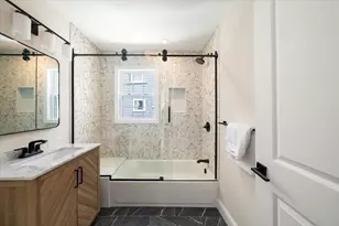 8 Hollis St, Newton, MA 02458 - Photo 18