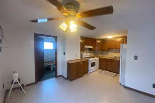 53 Linden St, Everett, MA 02149 - Photo 12