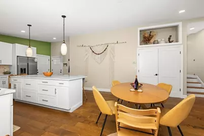 374 South St, Northampton, MA 01060 - Photo 6