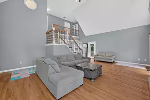 9 Broadview Ave, Berkley, MA 02779 - Photo 12