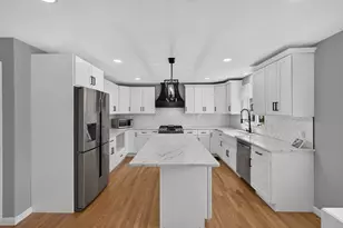 9 Broadview Ave, Berkley, MA 02779 - Photo 8