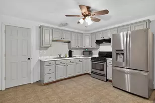 9 Broadview Ave, Berkley, MA 02779 - Photo 28