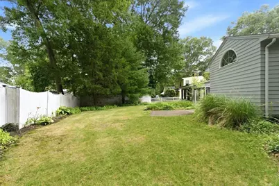 127 Anawan Rd, North Attleboro, MA 02760 - Photo 32