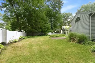 127 Anawan Rd, North Attleboro, MA 02760 - Photo 32