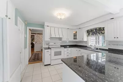 127 Anawan Rd, North Attleboro, MA 02760 - Photo 4