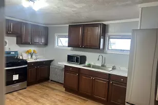 52 Chestnut St, Lynn, MA 01902 - Photo 1