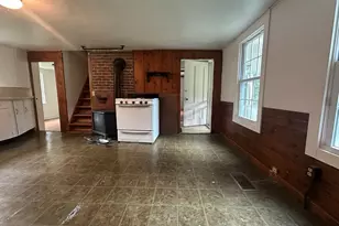 343 High St, Pembroke, MA 02359 - Photo 4