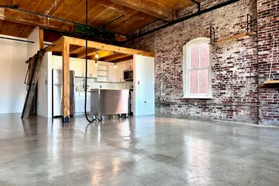 172 Middle St #311, Lowell, MA 01852 - Photo 4