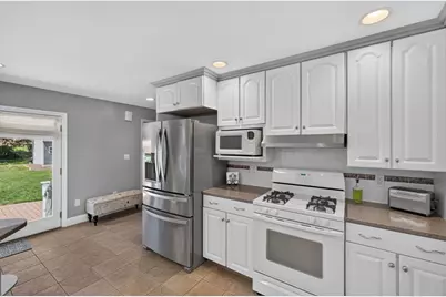 63 Ansel White Dr, Acushnet, MA 02743 - Photo 6