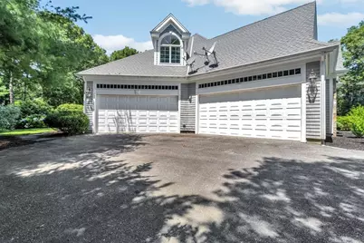 20 Eagle Dr, Mashpee, MA 02649 - Photo 4