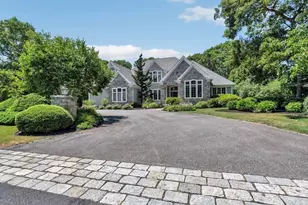 20 Eagle Dr, Mashpee, MA 02649 - Photo 2