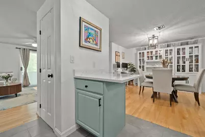 14 Bourbon Street #27, Peabody, MA 01960 - Photo 8