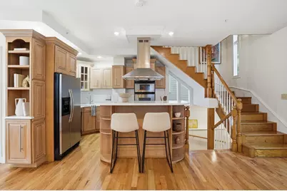 45 Market St #2, Cambridge, MA 02139 - Photo 2