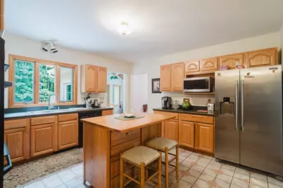 16 Pine Hill Rd, Easthampton, MA 01027 - Photo 10