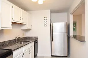 135 Inman St, Cambridge, MA 02139 - Photo 4