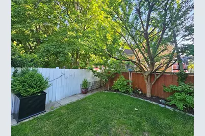 27 Howland Street #U2, Boston, MA 02121 - Photo 18