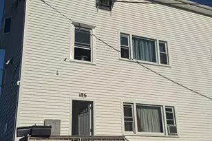 186 Fountain St, Fall River, MA 02721 - Photo 4