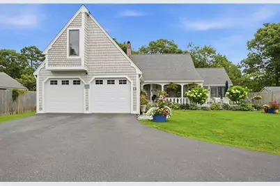 13 Maloney Lane, Dennis, MA 02639 - Photo 2