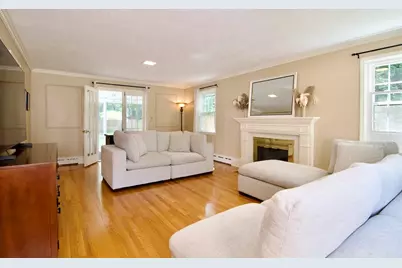 123 Whitmun Rd, Longmeadow, MA 01106 - Photo 10