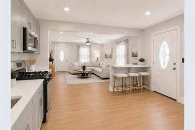20 Rayburn Rd, Stoughton, MA 02072 - Photo 2
